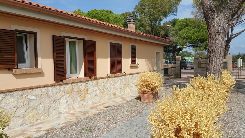 La Residenza Del Golfo Aparthotel Puntone di Scarlino Exterior foto