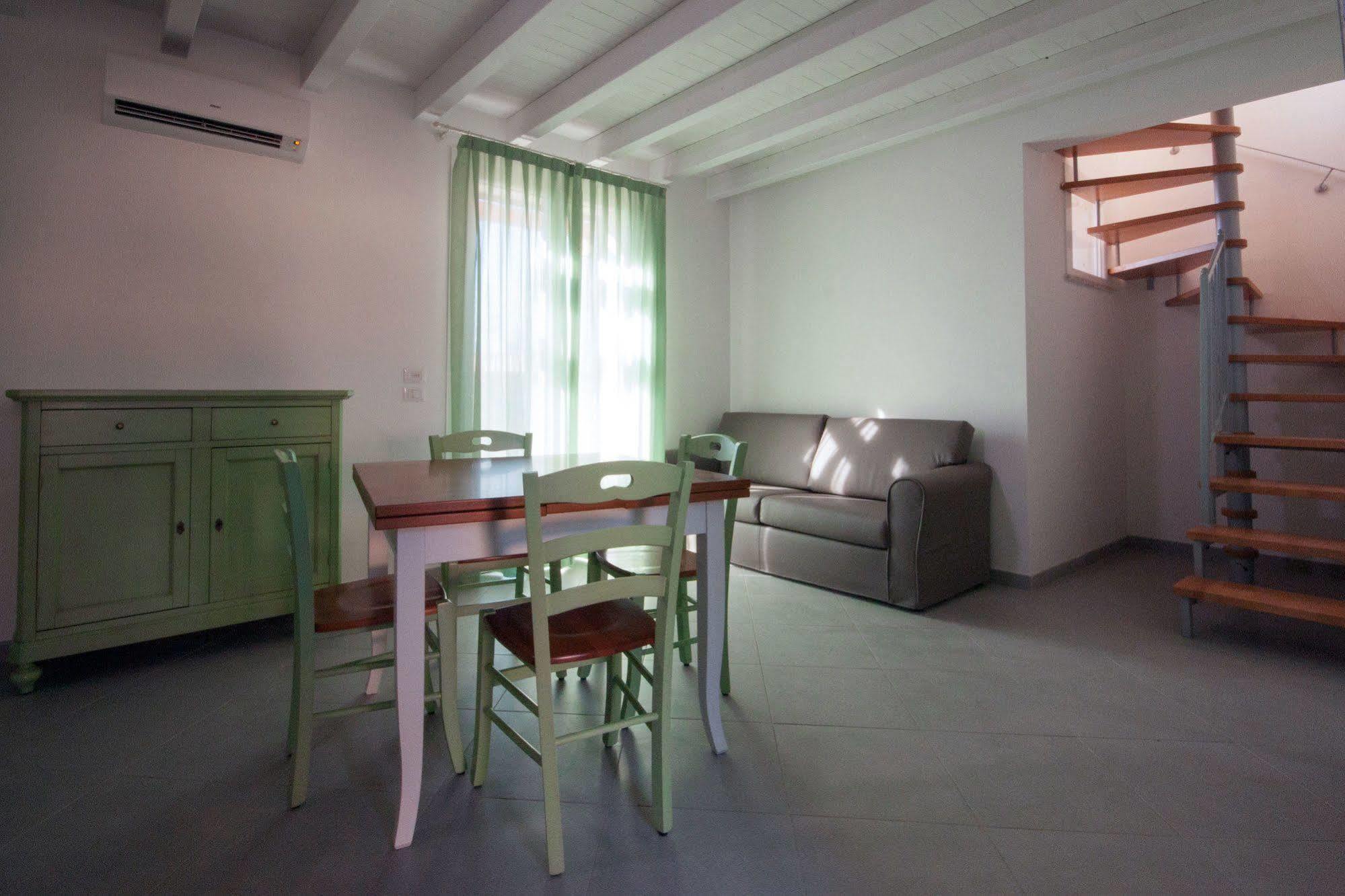 La Residenza Del Golfo Aparthotel Puntone di Scarlino Exterior foto